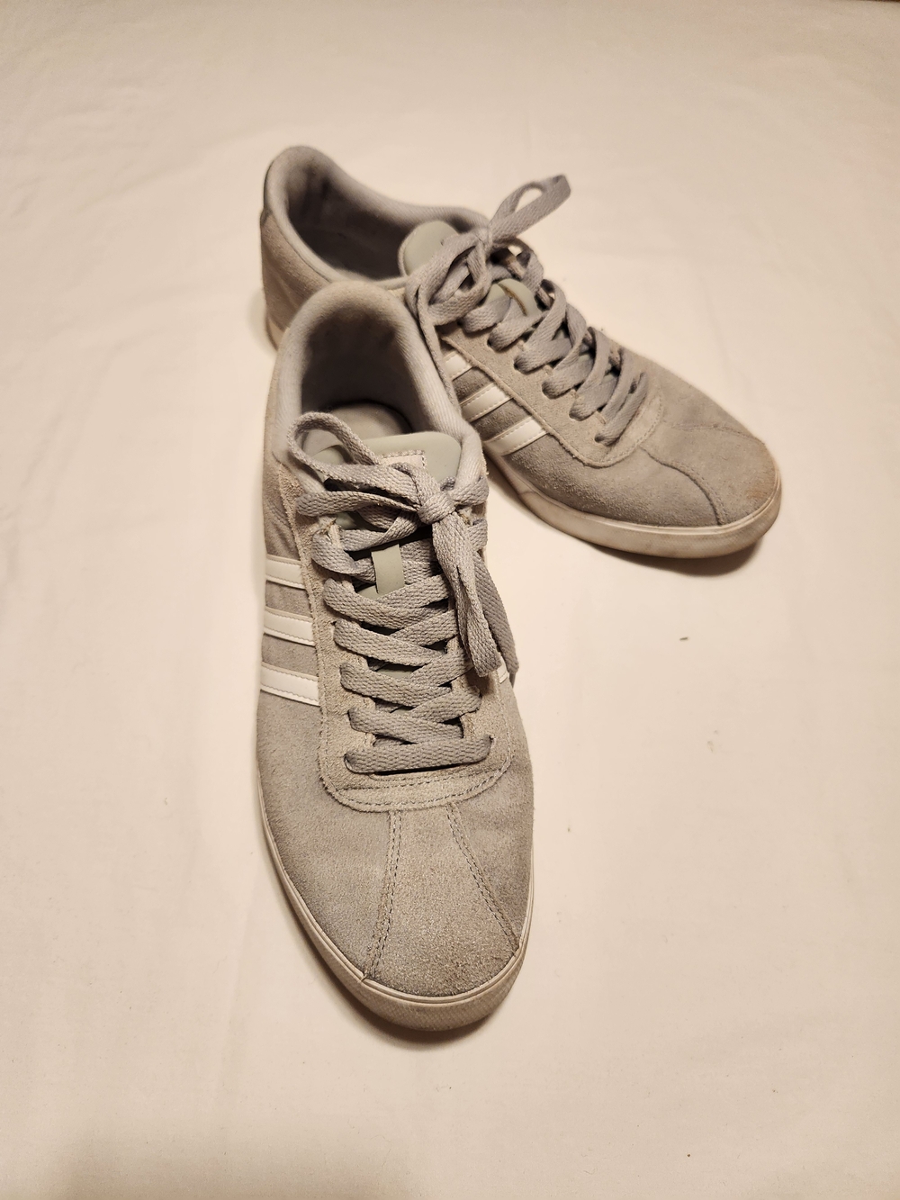 Adidas Women’s Size 10 Gray Suede Sneakers White Stripes Lace Up